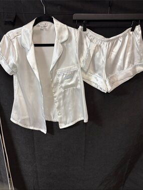 Women's “Bride” Satin Short-Sleeve Pajama Set White with baby blue
